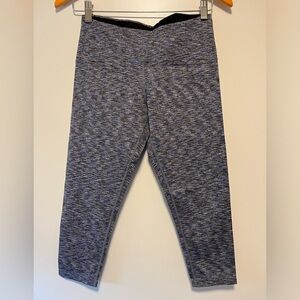 Tuff Athletics Blue/Grey/Black Mini Stripe Cropped Leggings Size S